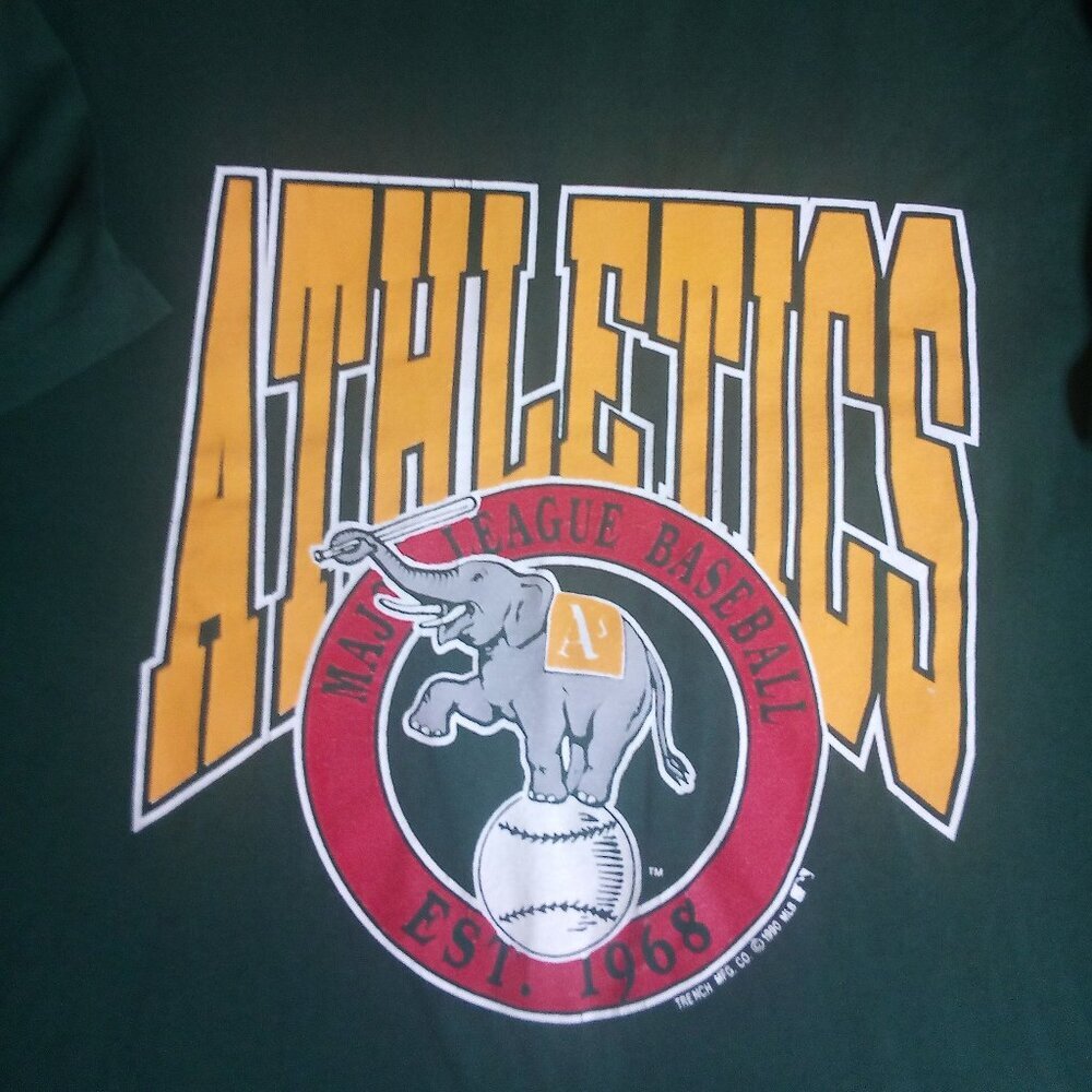 Vintage 90s Trench Oakland Athletics T-Shirt